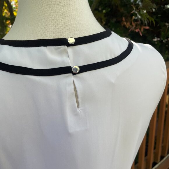 Fabulous Calvin Klein Blouse - Picture 5 of 6